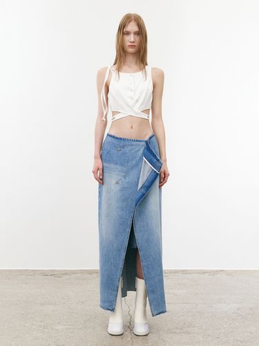 Wrap Denim Long Skirt _Blue - STUDIO TABLE - Modalova