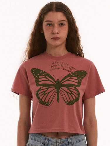 Butterfly Crop Tee - Pink - MATCHGLOBE - Modalova