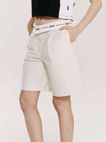 Hidden Logo Shorts - OoH-AHh! - Modalova