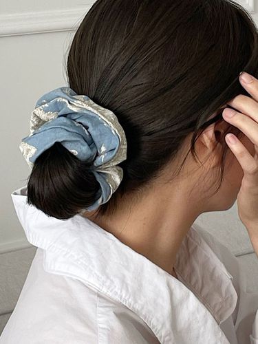 French Etoile Scrunchie_Airy Blue - oar - Modalova