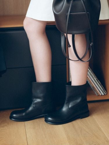 Around Ankle Boots_Black - ROH SEOUL - Modalova