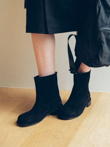 Around Ankle Boots_Suede Black - ROH SEOUL - Modalova