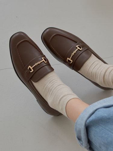 Point Loafer (1cm)_Brown - FORMEL CAMELE - Modalova