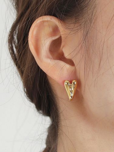 Petit Heart Earrings - POPPI - Modalova