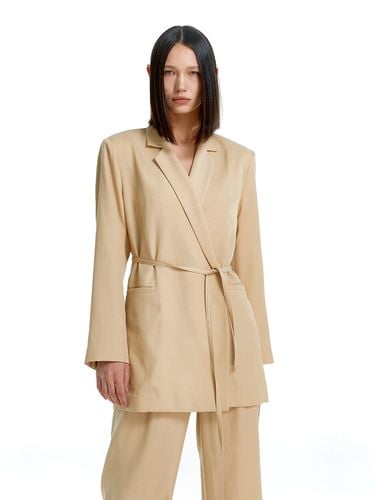 Satin Belted Jacket _Beige - Theballon - Modalova