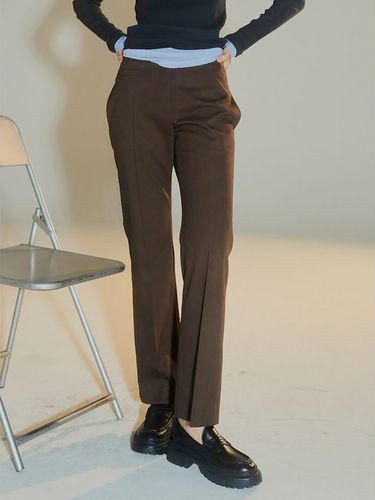 Slim Straight Pants _Brown - kuho plus - Modalova