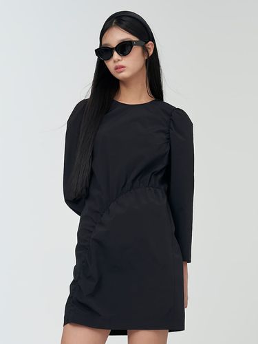 Shirring Volume Sleeve Mini Dress - kuho plus - Modalova