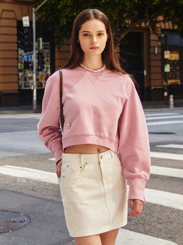 Cozy Cropped Sweatshirt - Pink - GENERAL IDEA - Modalova