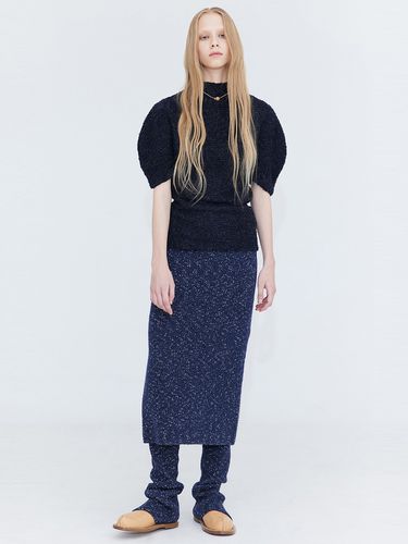 Boucle Half Neck T-shirt_Navy - WNDERKAMMER - Modalova