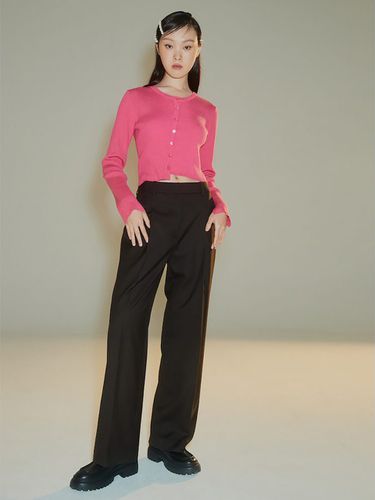 Signature Semi Wide Pants _Dark Brown - kuho plus - Modalova