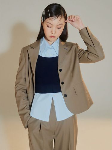 Signature Regular Fit Jacket - kuho plus - Modalova