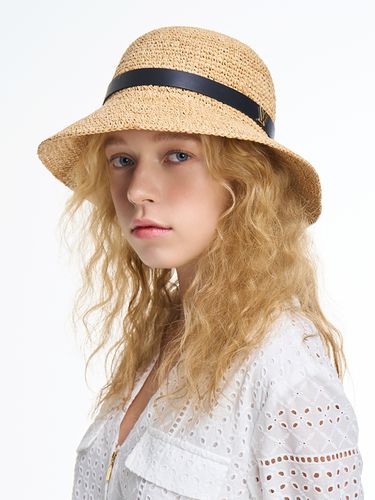 Raffia Cloche Bonnie Hat (2 Colors) - WHITE SANDS - Modalova