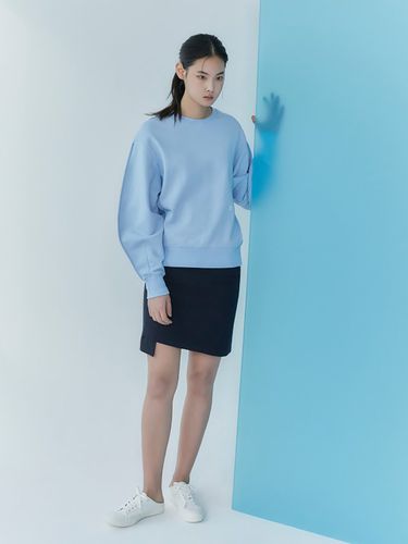 Unbalance Mini Skirt (Navy ) - kuho plus - Modalova