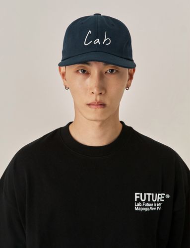 Lab Ball Cap (Navy) - FUTURE LAB - Modalova