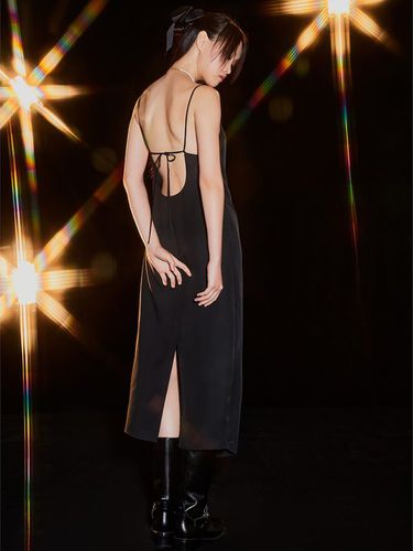 Back Detail Layered Slip Dress () - kuho plus - Modalova