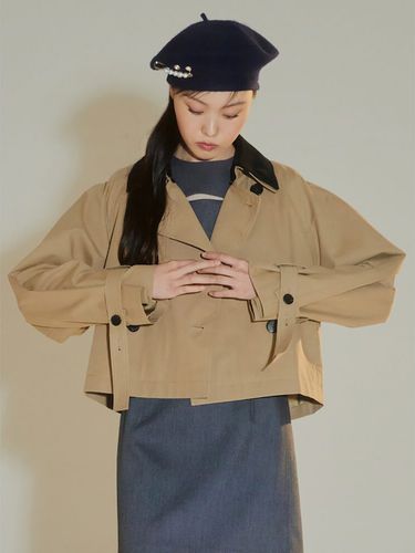 Detachable Collar Short Trench - kuho plus - Modalova