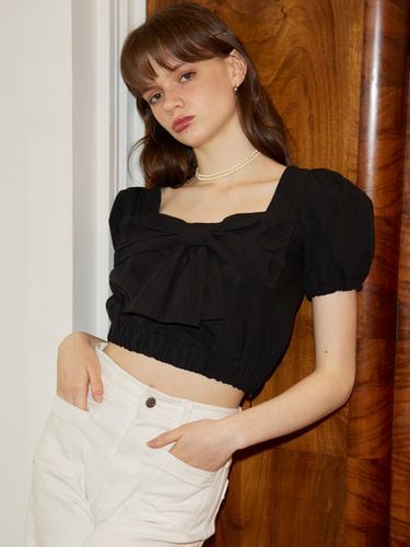 Puff Shoulder Ribbon Blouse_Black - SALON DE YOHN - Modalova