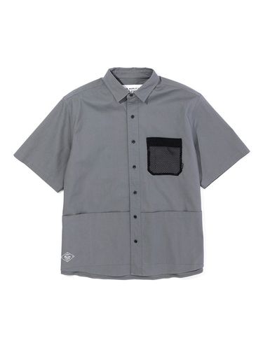 Poler Stretch Multi Pocket Relaxed Fit Shirt - POLERSTUFF - Modalova