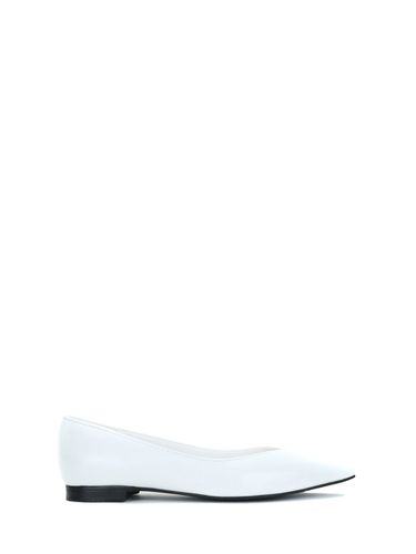 Stiletto Flat Shoes (White) - THREE TO EIGHTY - Modalova