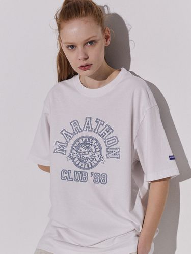 Club 98 Front Short Sleeve T-Shirt - STAFFONLY - Modalova