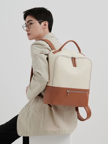 Exclusive Laptop Backpack_Baeige Combo - BEDFORD 11TH - Modalova