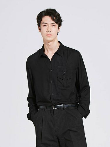 Pintuck Detail Shirt Black - Moth - Modalova