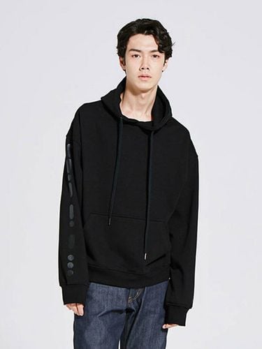 Sleeve Printed Hoodie Black - Moth - Modalova