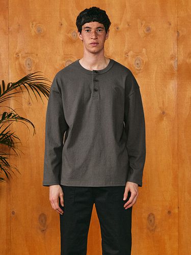 Henley Neck T-Shirt _ Charcoal - UNION BALANT - Modalova