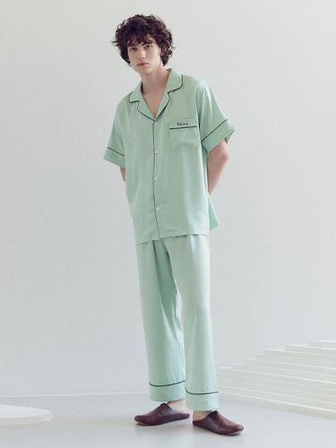 Shinee Pajama (Men) _ Green - BALCONY in SUITE - Modalova