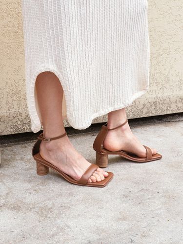 Tango Cushion Stitch Sandal_Brown - Neute - Modalova