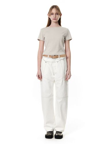 Stitch Incision Jeans_White - CERRIC - Modalova