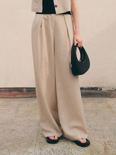 Belted Wide Pants (Beige) - CITYBREEZE - Modalova