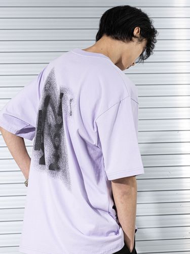 Blackhole Oversized T-Shirt_Purple - MASSNOUN - Modalova