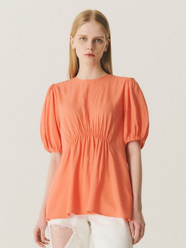 Shirring Point Puff Blouse - CITYBREEZE - Modalova