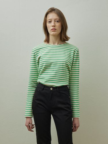 Rough Striped Tshirt (Green) - STEP AROUND - Modalova