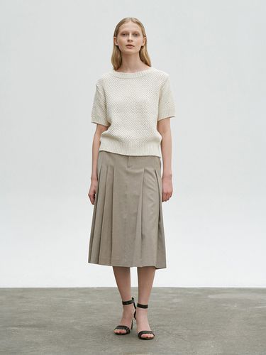 Unbalanced Pleats Skirt - Carriere - Modalova