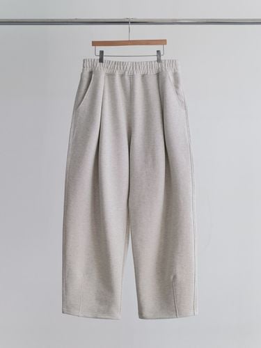 Heavy Wide Tuck Sweatpants - LIEU HOMME - Modalova