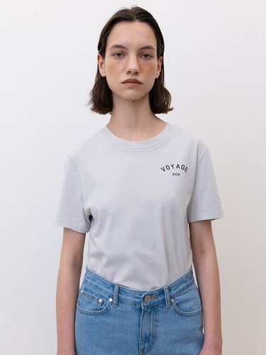 Voyage T-shirts _ Light Grey - MAISONMARAIS - Modalova