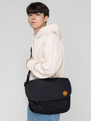 Dot Smile Embroidery Cross Messenger Bag () - GRAVER - Modalova