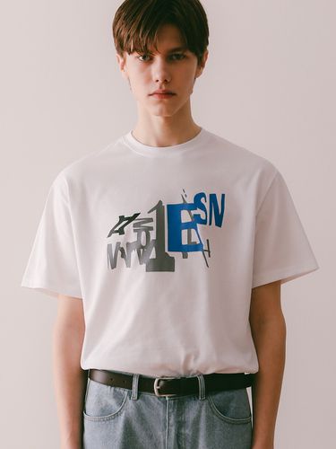 Artwork short sleeve t shirt white - ESN - Modalova