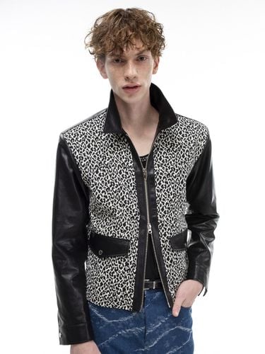 Vegan Leather Leopard Pattern Mix Jacket - The GREATEST - Modalova