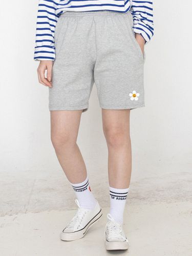 Flower Dot Logo Smile Half Sweatpants _ - GRAVER - Modalova