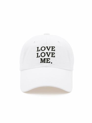 Love Love Me Cap (White) - BAEBAE - Modalova