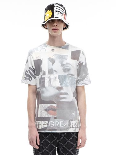 Collage-Print Short-Sleeve T-Shirt - The GREATEST - Modalova