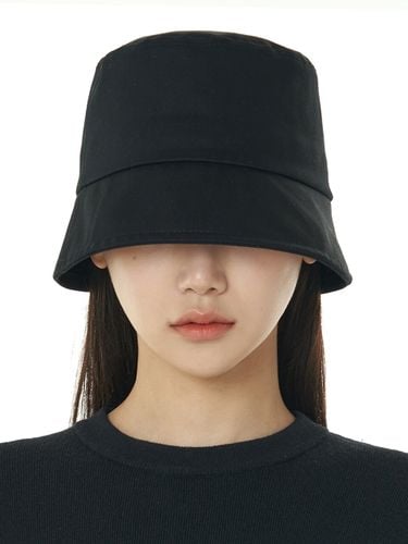 Overfit Drop Bucket Hat_Black - LUOESPAC - Modalova