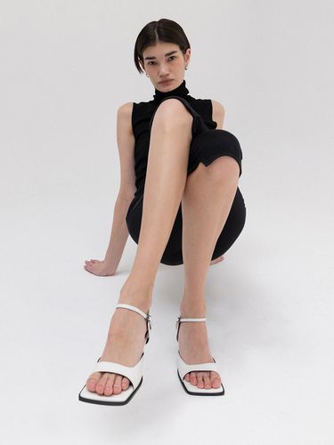 New Wide Edge Sandal - CHIELEI - Modalova