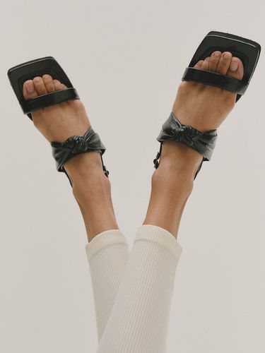 Square Platform Sandal_Black - BLANC TOE - Modalova