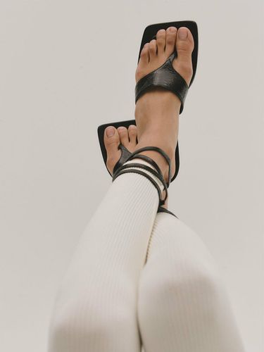 Ankle Strap Sandal_Black - BLANC TOE - Modalova