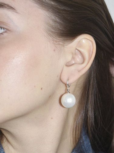 Dear Pearl Earrings (White) - usite - Modalova