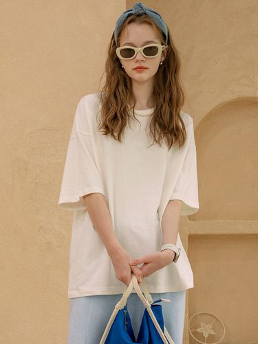 A3414 Boyfriend T-shirt (White) - vanone atelier - Modalova